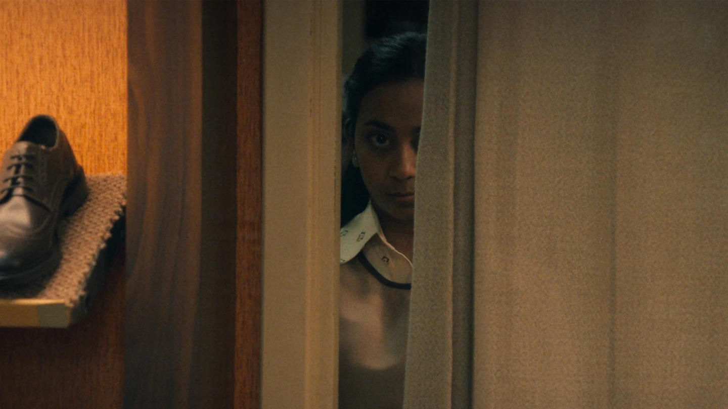 Anjana Vasan es una de las caras conocidas que aparecen en la T6 de 'Black Mirror'. Anjana Vasan es una de las caras conocidas que aparecen en la T6 de 'Black Mirror'.
