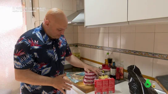 Los 'malabares' de un padre de familia numerosa para poder comprar alimentos: "Ahora compro en ocho sitios distintos" Los 'malabares' de un padre de familia numerosa para poder comprar alimentos: "Ahora compro en ocho sitios distintos"