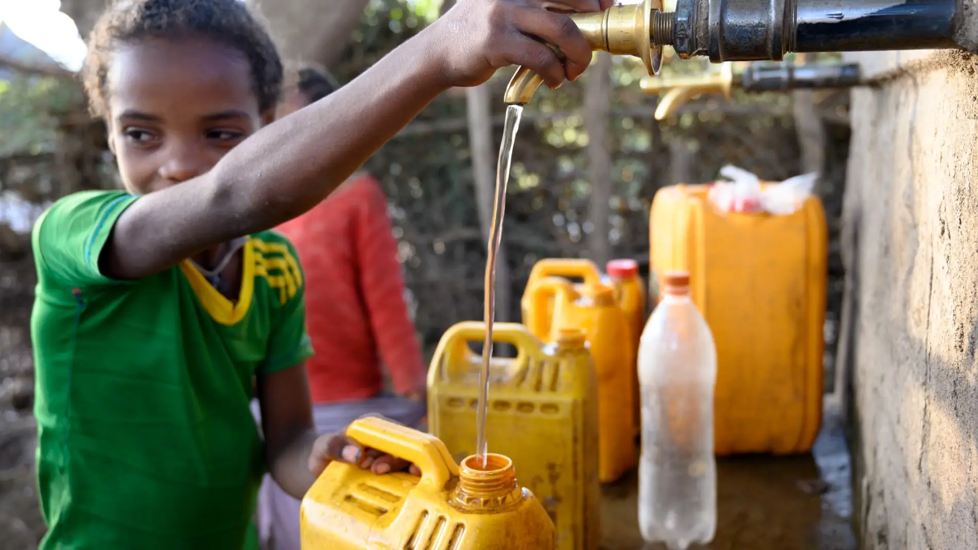 Fuente de agua potabilizada por investigadores del CSIC en Etiopía.