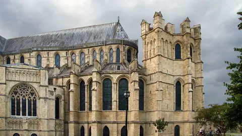 El sur de Inglaterra es un destino de verano (y de viajes de estudios) El sur de Inglaterra es un destino de verano (y de viajes de estudios)