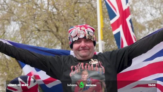 Un jubilado 'superfan' y una centenaria piedra escocesa, protagonistas de la cuenta atrás de la coronación de Carlos III Un jubilado 'superfan' y una centenaria piedra escocesa, protagonistas de la cuenta atrás de la coronación de Carlos III