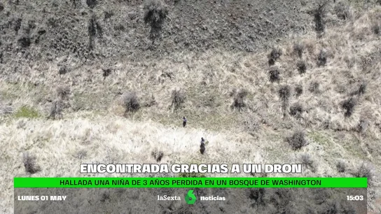 El impactante momento en el que un dron encuentra a una niña de 3 años perdida en el bosque El impactante momento en el que un dron encuentra a una niña de 3 años perdida en el bosque