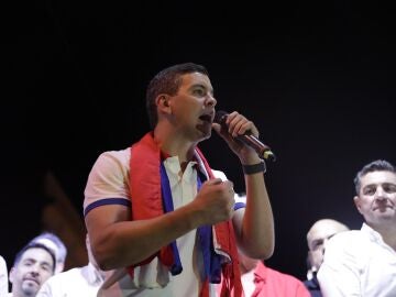 Santiago Peña wins the elections in Paraguay and keeps the Colorado Party in power