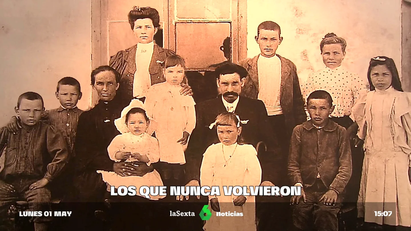EMIGRANTES INVISIBLES EMIGRANTES INVISIBLES