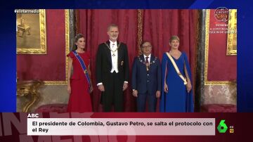 El presidente de Colombia se salta el protocolo en su recepción con Felipe VI