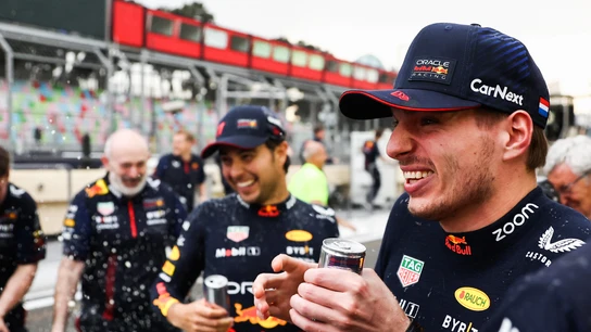 Sergio Pérez y Max Verstappen Sergio Pérez y Max Verstappen