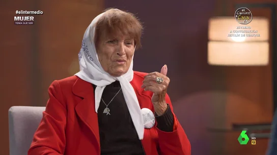 Taty Almeida, sobre los inicios de Madres de Plaza de Mayo: "Pasamos a ocupar lugares reservados para los hombres" Taty Almeida, sobre los inicios de Madres de Plaza de Mayo: "Pasamos a ocupar lugares reservados para los hombres"