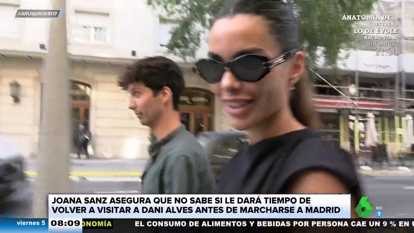 Primeras declaraciones de Joana Sanz tras la vuelta de la exmujer de Dani Alves con sus hijos a Barcelona Primeras declaraciones de Joana Sanz tras la vuelta de la exmujer de Dani Alves con sus hijos a Barcelona