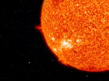 Imagen comparativa de la Tierra y el Sol Imagen comparativa de la Tierra y el Sol
