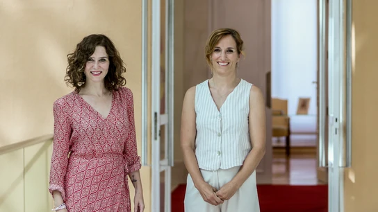 La portavoz de Más Madrid en la Asamblea, Mónica García y la presidenta de la Comunidad de Madrid, Isabel Díaz Ayuso. La portavoz de Más Madrid en la Asamblea, Mónica García y la presidenta de la Comunidad de Madrid, Isabel Díaz Ayuso.