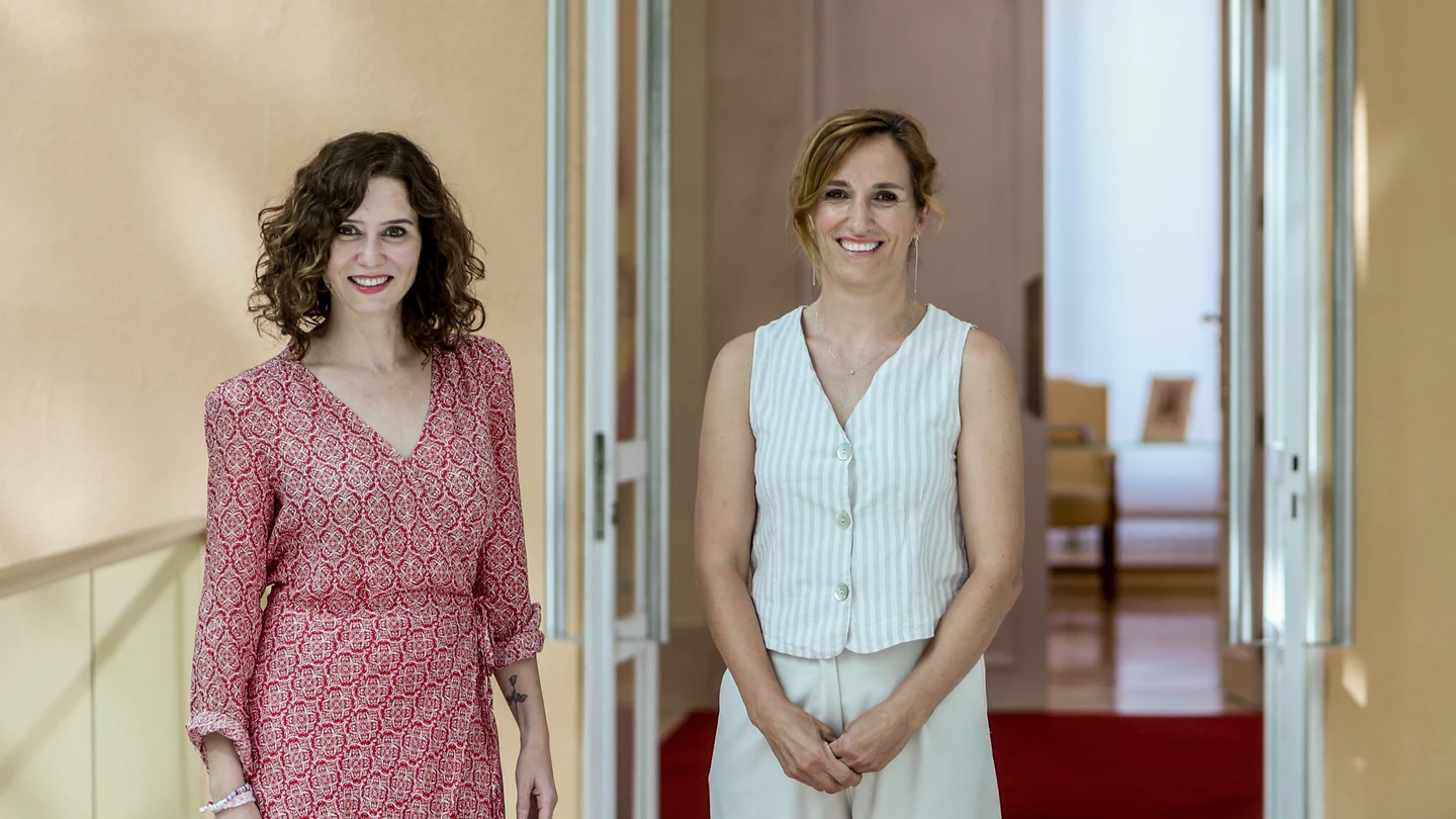 La portavoz de Más Madrid en la Asamblea, Mónica García y la presidenta de la Comunidad de Madrid, Isabel Díaz Ayuso. La portavoz de Más Madrid en la Asamblea, Mónica García y la presidenta de la Comunidad de Madrid, Isabel Díaz Ayuso.