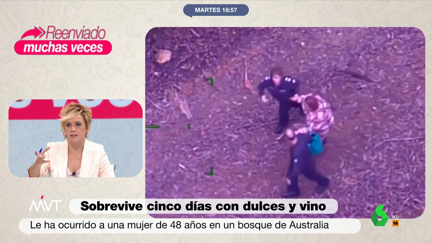 Cristina Pardo, sobre la mujer que ha sobrevivido cinco días en el bosque a base de dulces y vino Una mujer ha sobrevivido durante cinco días en un bosque de Australia con las únicas provisiones de una cesta que llevaba a sus familiares, llena de zumo, piruletas y vino. Las reacciones de Más Vale Tarde a esta noticia, en este vídeo.