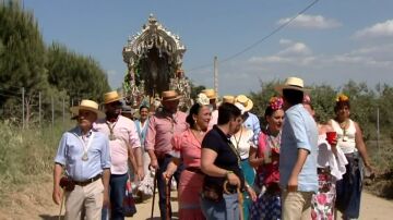 Ni El Rocío ni las aves: así amenaza la sequía y el calor a las dos peregrinaciones más importantes de Doñana