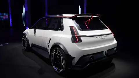 El modelo será la variante prestacional del Renault R5 100% eléctrico  El modelo será la variante prestacional del Renault R5 100% eléctrico