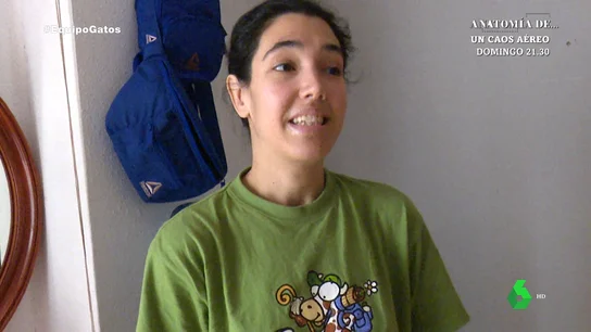 El infierno de los vecinos de una anciana que acumula 70 gatos: Nos los encontramos en la cama "Tiene que haber alguien que nos escuche, que nos ayude, que identifique esto como un problema real, que lo es", denuncian los vecinos.