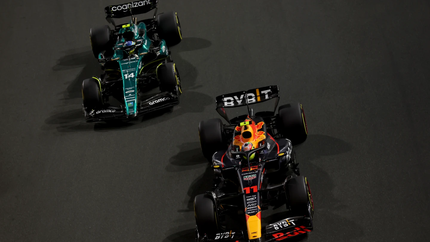 Aston Martin alcanza a Red Bull en eficiencia con el DRS Aston Martin alcanza a Red Bull en eficiencia con el DRS
