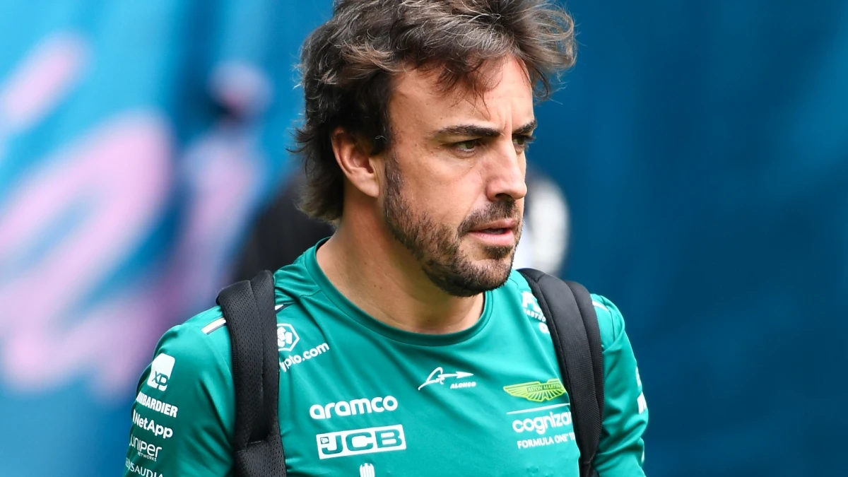 Fernando Alonso, en una carrera con Aston Martin