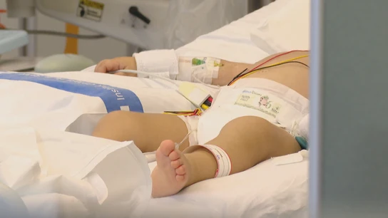 Acompañar a niños ingresados en el hospital que están solos, el pequeño gesto que los aleja del miedo Acompañar a niños ingresados en el hospital que están solos, el pequeño gesto que los aleja del miedo