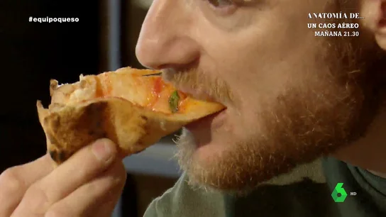 "Me la podrían colar perfectamente": la reflexión de un comensal tras probar una pizza elaborada con sucedáneos de queso "Me la podrían colar perfectamente": la reflexión de un comensal tras probar una pizza elaborada con sucedáneos de queso