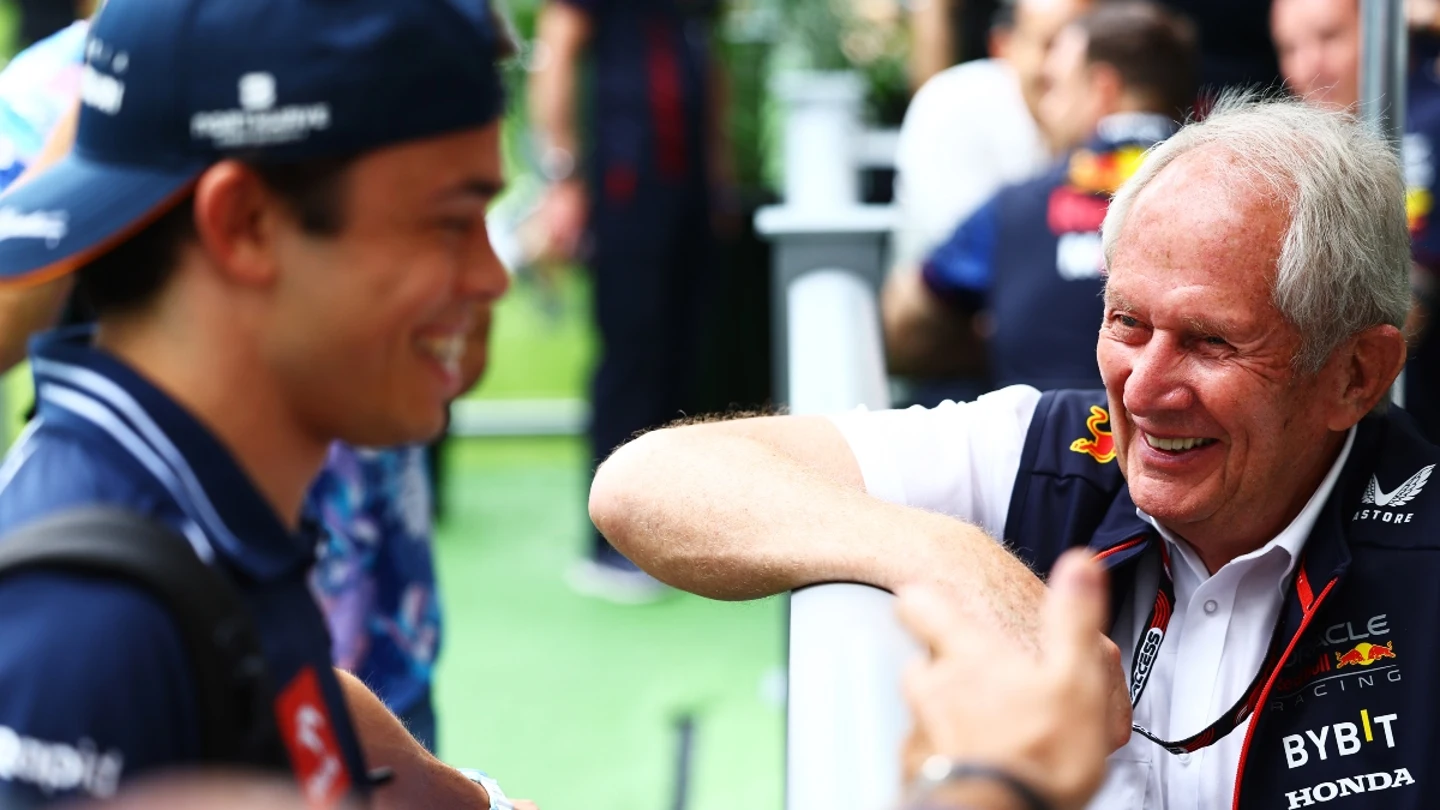 Nyck de Vries, con Helmut Marko Nyck de Vries, con Helmut Marko