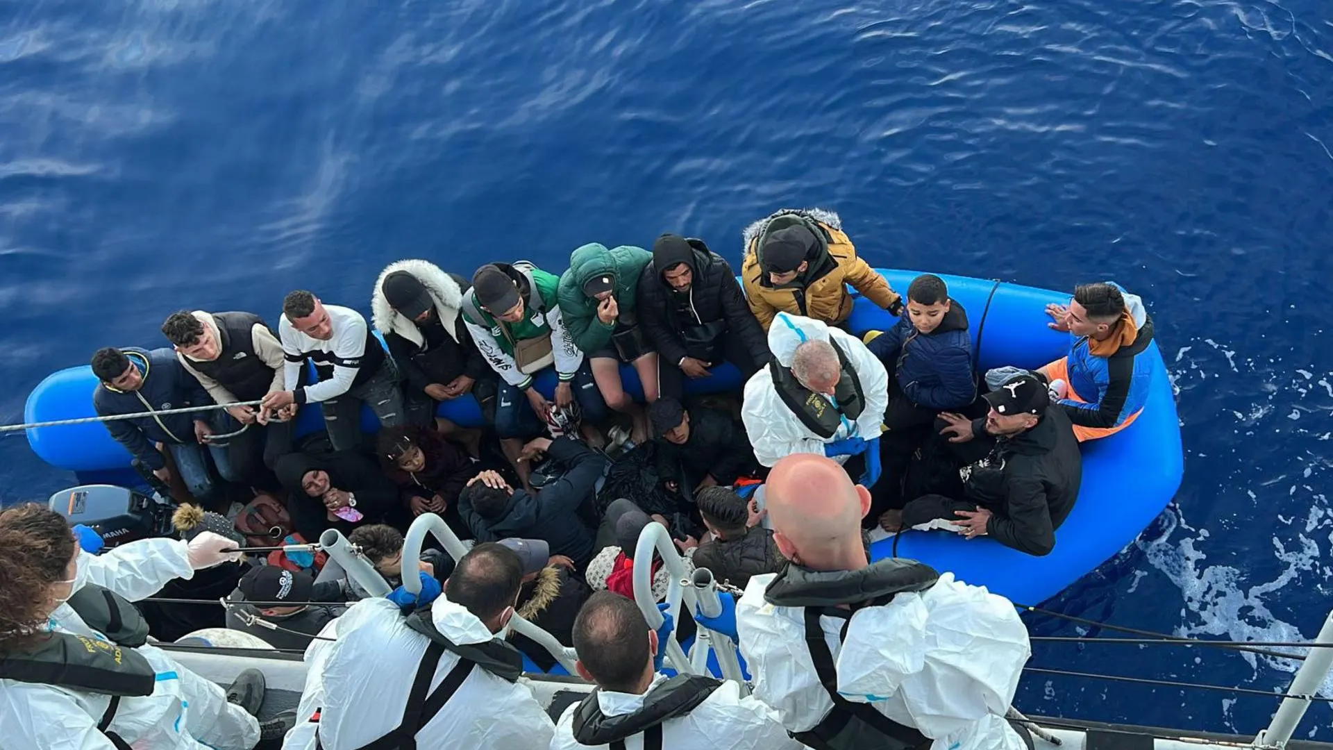 Imagen de un rescate en el Mar Mediterráneo.