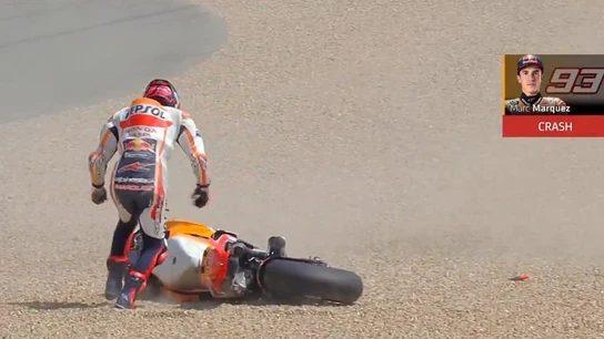 Marc Márquez, al suelo Marc Márquez, al suelo