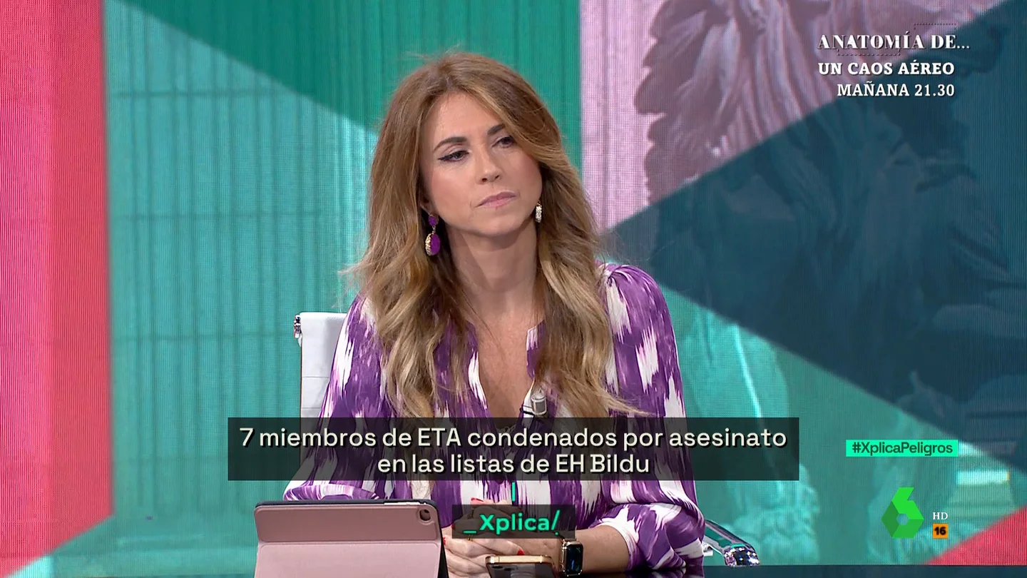 "Como hija de militar no puedo estar más indignada y asqueada", la contundente valoración de Esther Ruiz sobre las listas de Bildu "Como hija de militar no puedo estar más indignada y asqueada", la contundente valoración de Esther Ruiz sobre las listas de Bildu