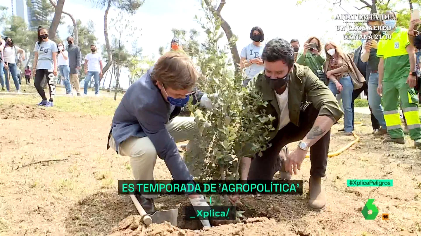 El 'agropolítico', un clásico que reaparece en cada campaña electoral El 'agropolítico', un clásico que reaparece en cada campaña electoral