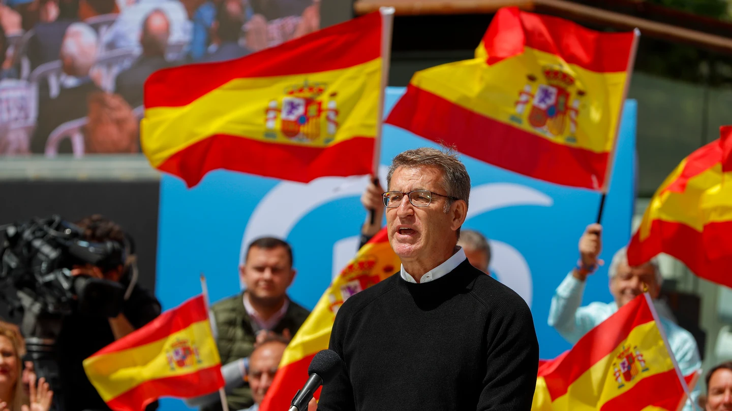 Alberto Núñez Feijóo, durante su mitin en Zaragoza Alberto Núñez Feijóo, durante su mitin en Zaragoza