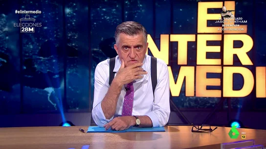 Wyoming, al ver a Ayuso rechazar un libro sobre las muertes en residencias Durante el debate de candidatos a la Comunidad de Madrid, Ayuso rechazó el libro que le regaló Alejandra Jacinto sobre la gestión en las residencias de ancianos durante la pandemia. La reacción de Wyoming a este tenso momento, en este vídeo.