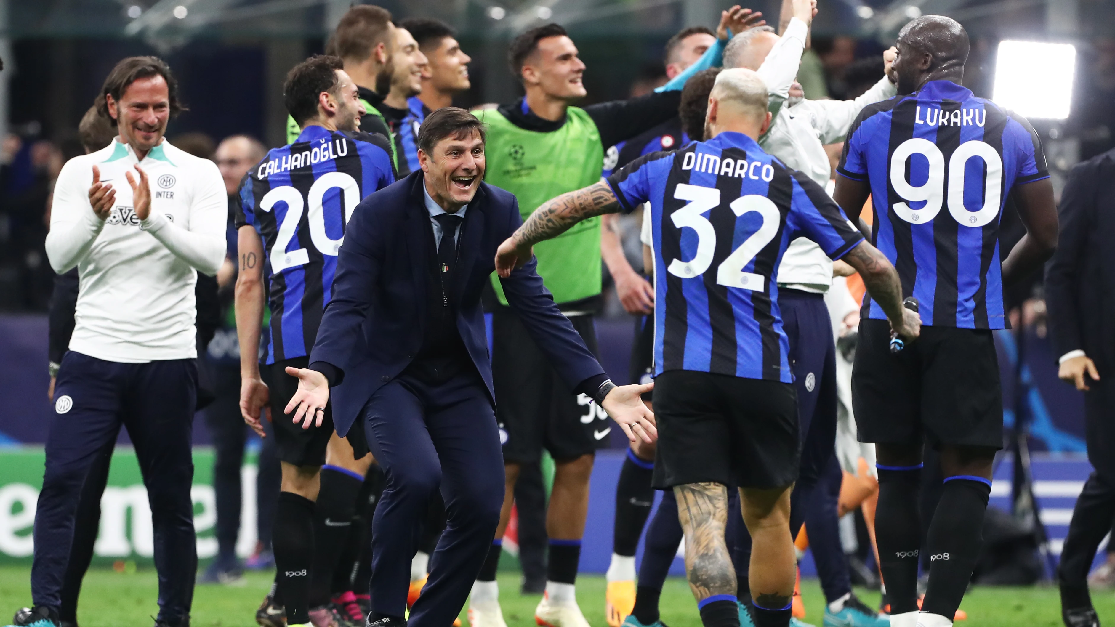 Zanetti celebra el pase a la final de la Champions