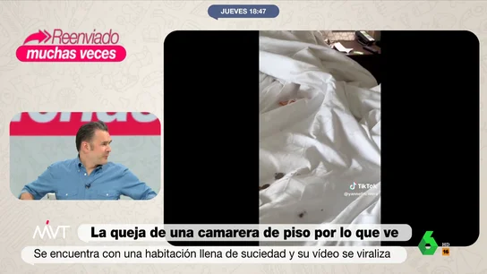 La reacción de Iñaki López al ver cómo dejan unos clientes su habitación de hotel "Yo soy de dejarlo todo muy limpio en los hoteles, hasta de albornoces", afirma Iñaki López en este vídeo donde analizan las imágenes de una camarera de piso que muestra el asqueroso estado en el que han dejado unos clientes su habitación de hotel.