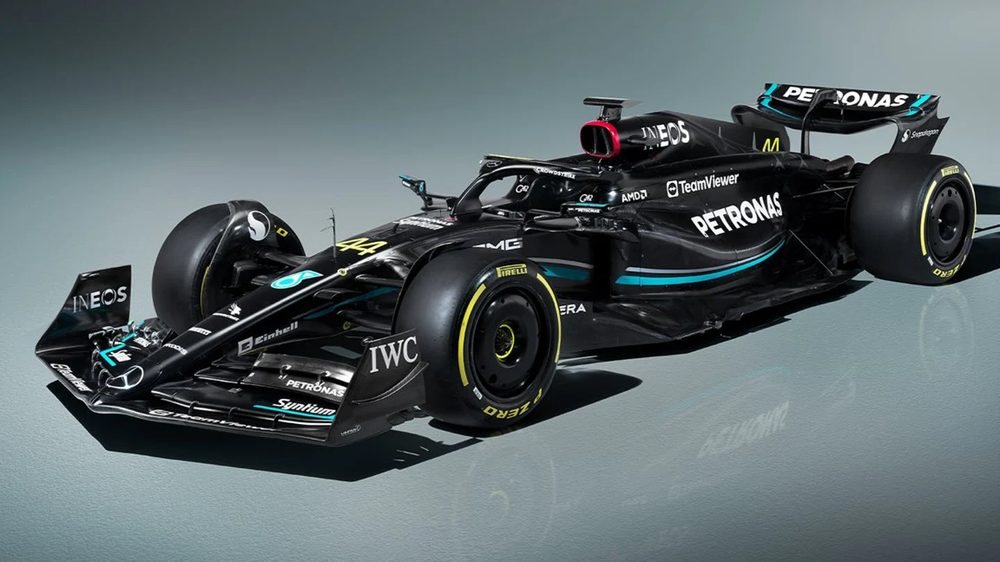 El Mercedes W14 El Mercedes W14