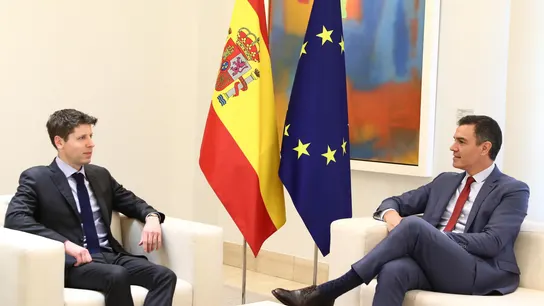 El presidente del Gobierno, Pedro Sánchez, mantiene un encuentro con el consejero delegado y cofundador de OpenAI, Sam Altman. El presidente del Gobierno, Pedro Sánchez, mantiene un encuentro con el consejero delegado y cofundador de OpenAI, Sam Altman.