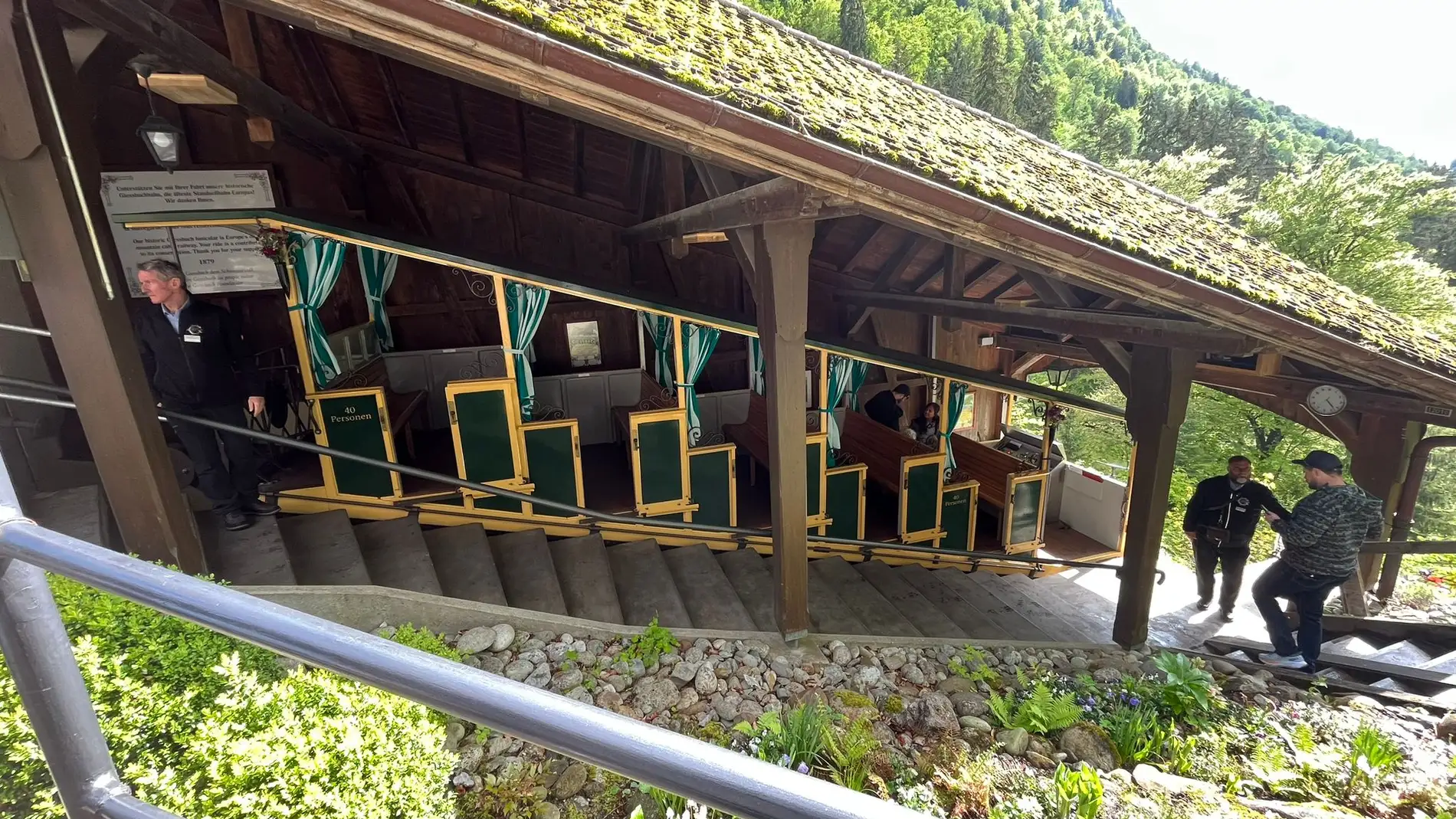 El funicular más antiguo de Europa, en Giessbach, Suiza
