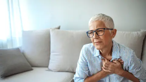 Las mujeres son más propensas que los hombres a morir después de un infarto Las mujeres son más propensas que los hombres a morir después de un infarto