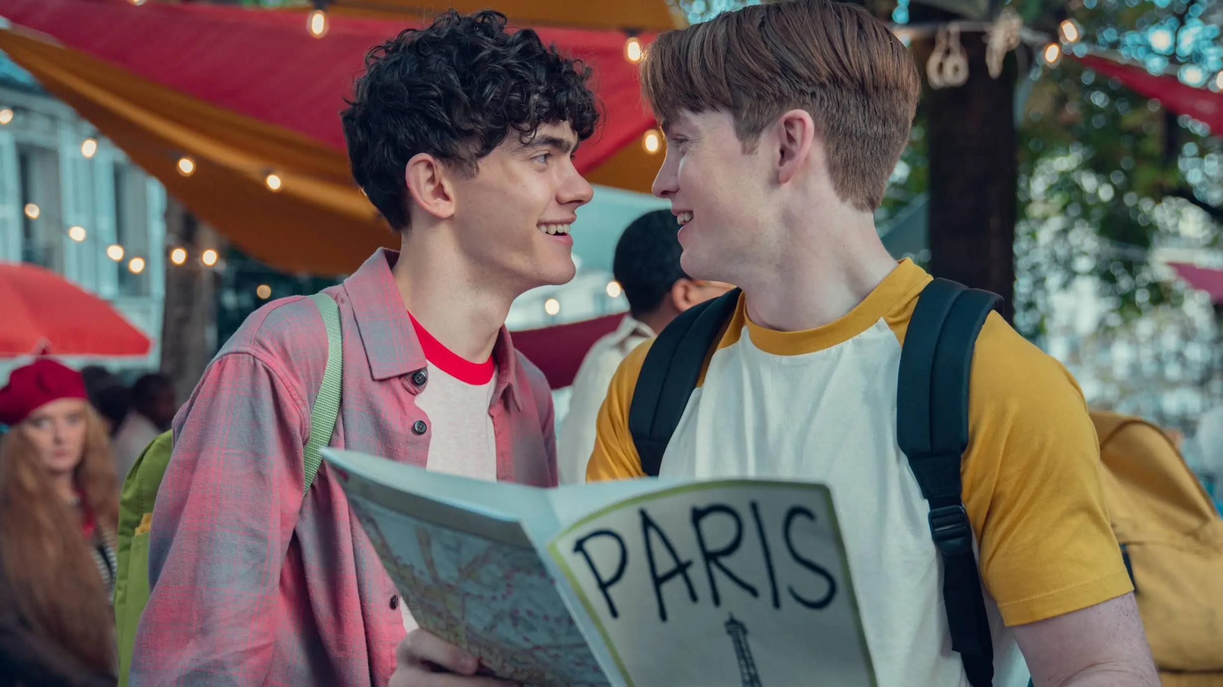 Nick (Kit Connor) y Charlie (Joe Locke) inician una nueva etapa en 'Heartstopper' T2, con viaje a París incluído.