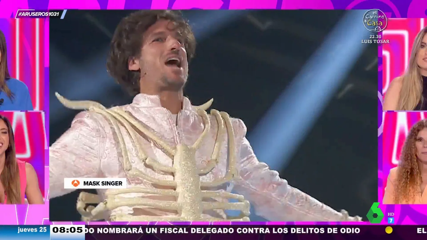 El grito de Feliciano López tras ser descubierto por Javier Calvo en Mask Singer El grito de Feliciano López tras ser descubierto por Javier Calvo en Mask Singer