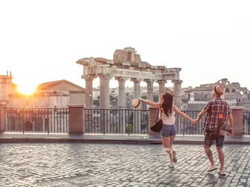 Foto de archivo de dos personas en Roma Foto de archivo de dos personas en Roma