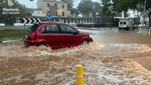 Carreteras llenas de agua en Benicàssim