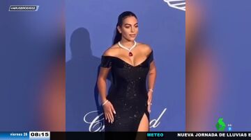 Georgina Rodríguez impacta con este espectacular collar de Chopard lleno de diamantes y un rubí central