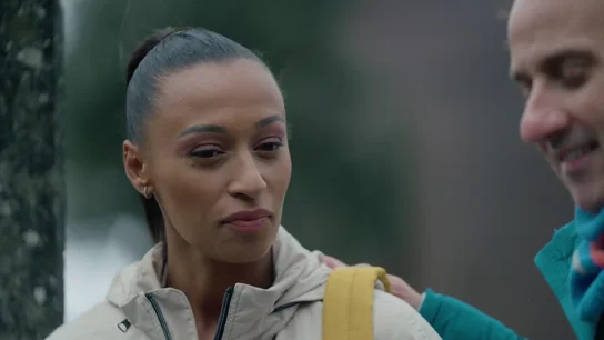 "Aquí fue la primera vez que me llamaron 'negra de mierda'": Ana Peleteiro rememora el bullying que sufrió en el instituto "Aquí fue la primera vez que me llamaron 'negra de mierda'": Ana Peleteiro rememora el bullying que sufrió en el instituto