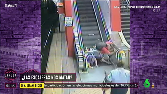 Accidentado momento en unas escaleras mecánicas Accidentado momento en unas escaleras mecánicas