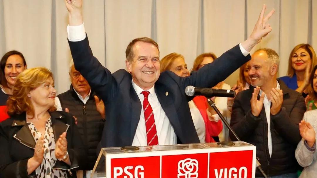 Abel Caballero vuelve a arrasar en Vigo pero pierde cerca de 19.000 votos Abel Caballero vuelve a arrasar en Vigo pero pierde cerca de 19.000 votos