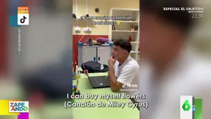 Cantar Flowers, de Miley Cyrus, o cómo un profesor logra captar la atención de sus alumnos 