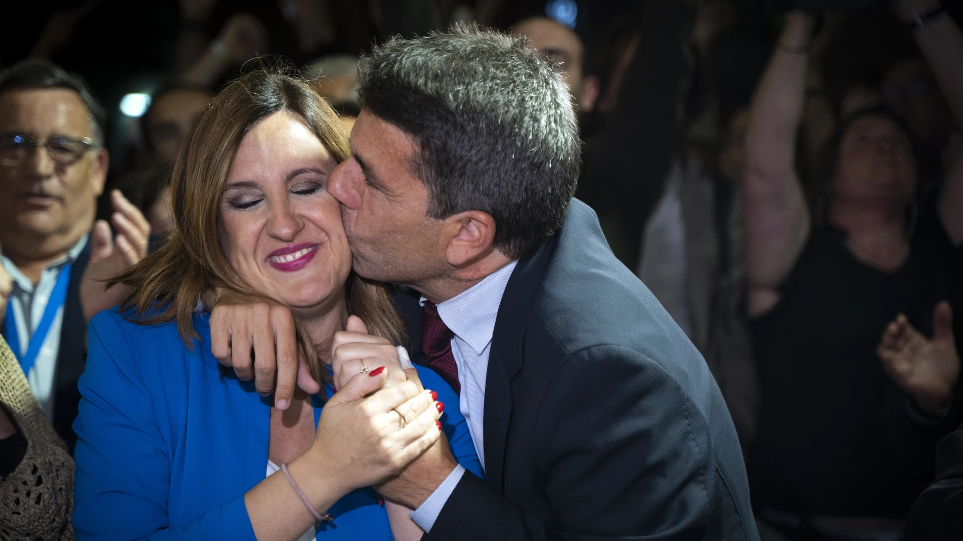 Carlos Mazón y María José Catalá celebran el triunfo del PP en Valencia
