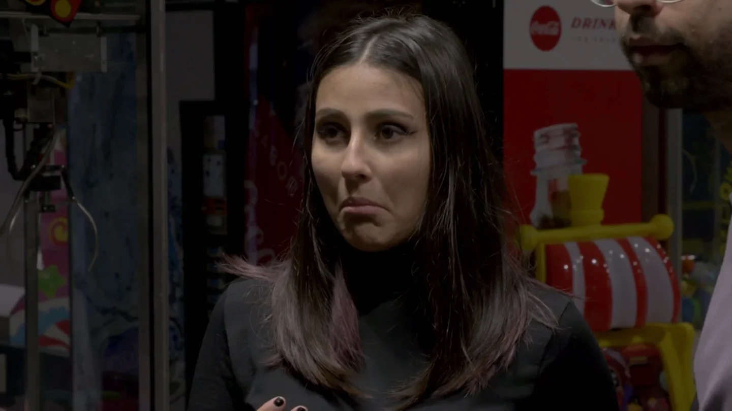 La cara de indignación de una clienta por culpa de la dependienta de Flipajump enfurece a la jefa infiltrada La cara de indignación de una clienta por culpa de la dependienta de Flipajump enfurece a la jefa infiltrada