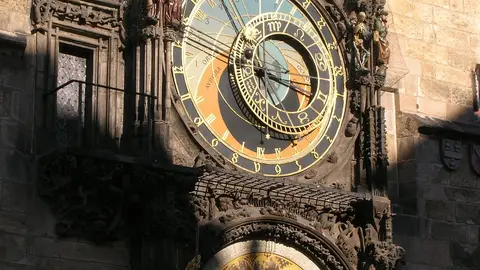 Estos son algunos de los relojes astronómicos más espectaculares del mundo Estos son algunos de los relojes astronómicos más espectaculares del mundo