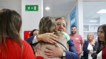 El secretario general del PSOE de Extremadura, Guillermo Fernández Vara, a su llegada a la Comisión Ejecutiva Regional