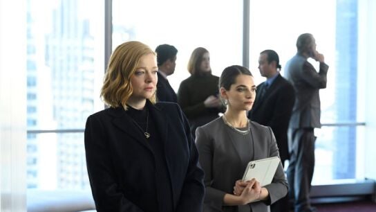 Siobhan Roy (Sarah Snook) en una escena del cap&iacute;tulo final de la &uacute;ltima temporada de 'Succession'.